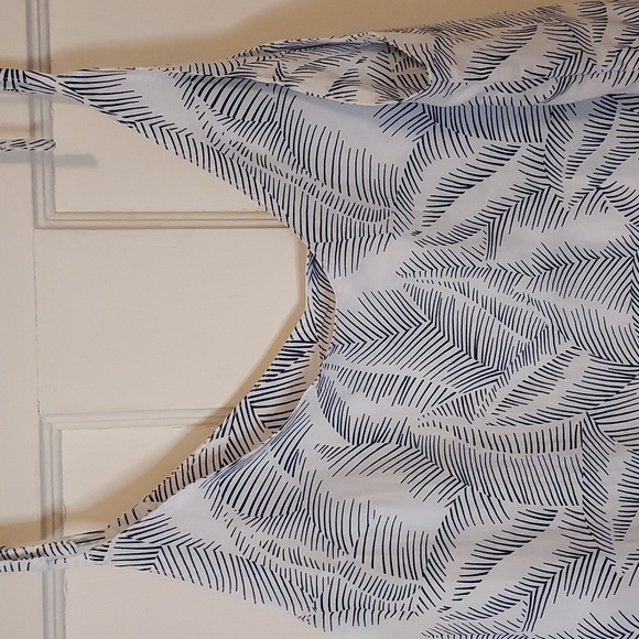 Molly Bracken Tie Strap Tank in White Trinidad - Picture 10 of 13